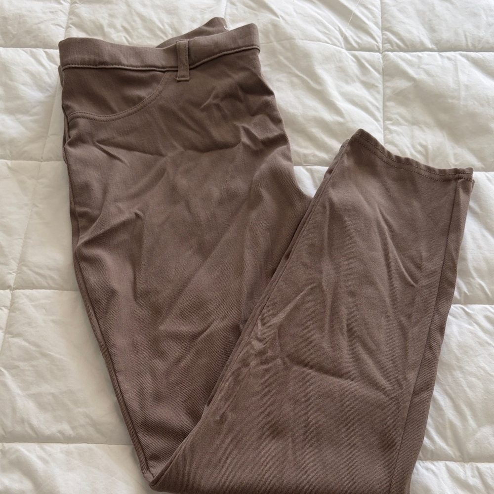 Lee Easy Fit Tan Pants
